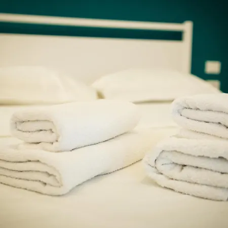 Terra Cane Apartment